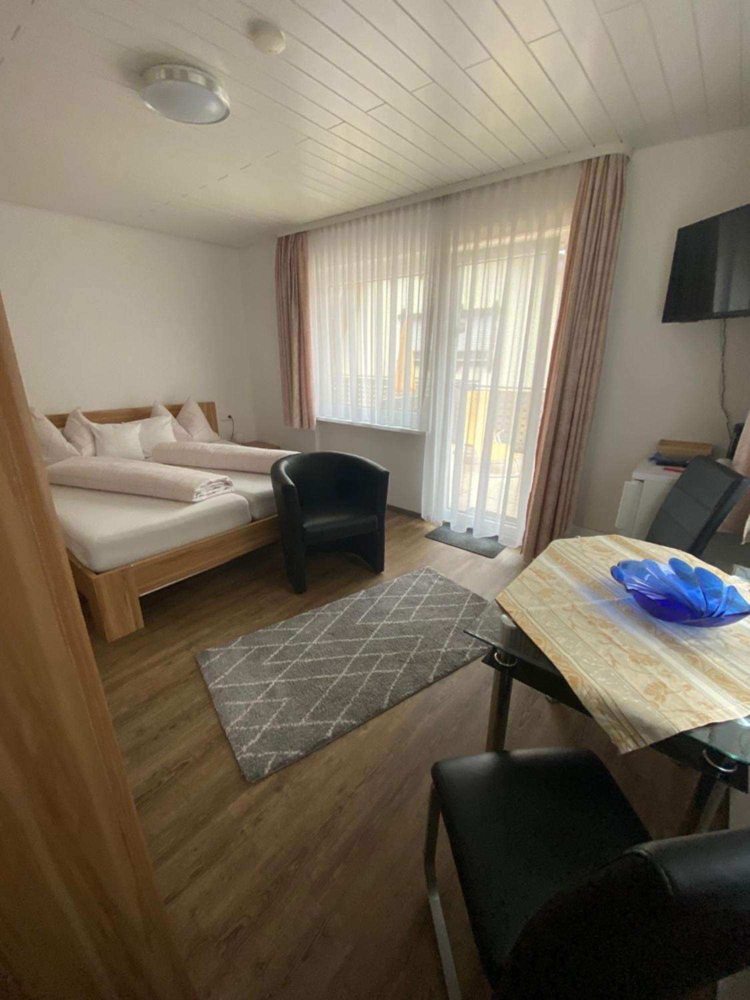 Gaestehaus Und Ferienwohnung Baechle 巴特彼得斯塔尔-格里斯巴赫 外观 照片